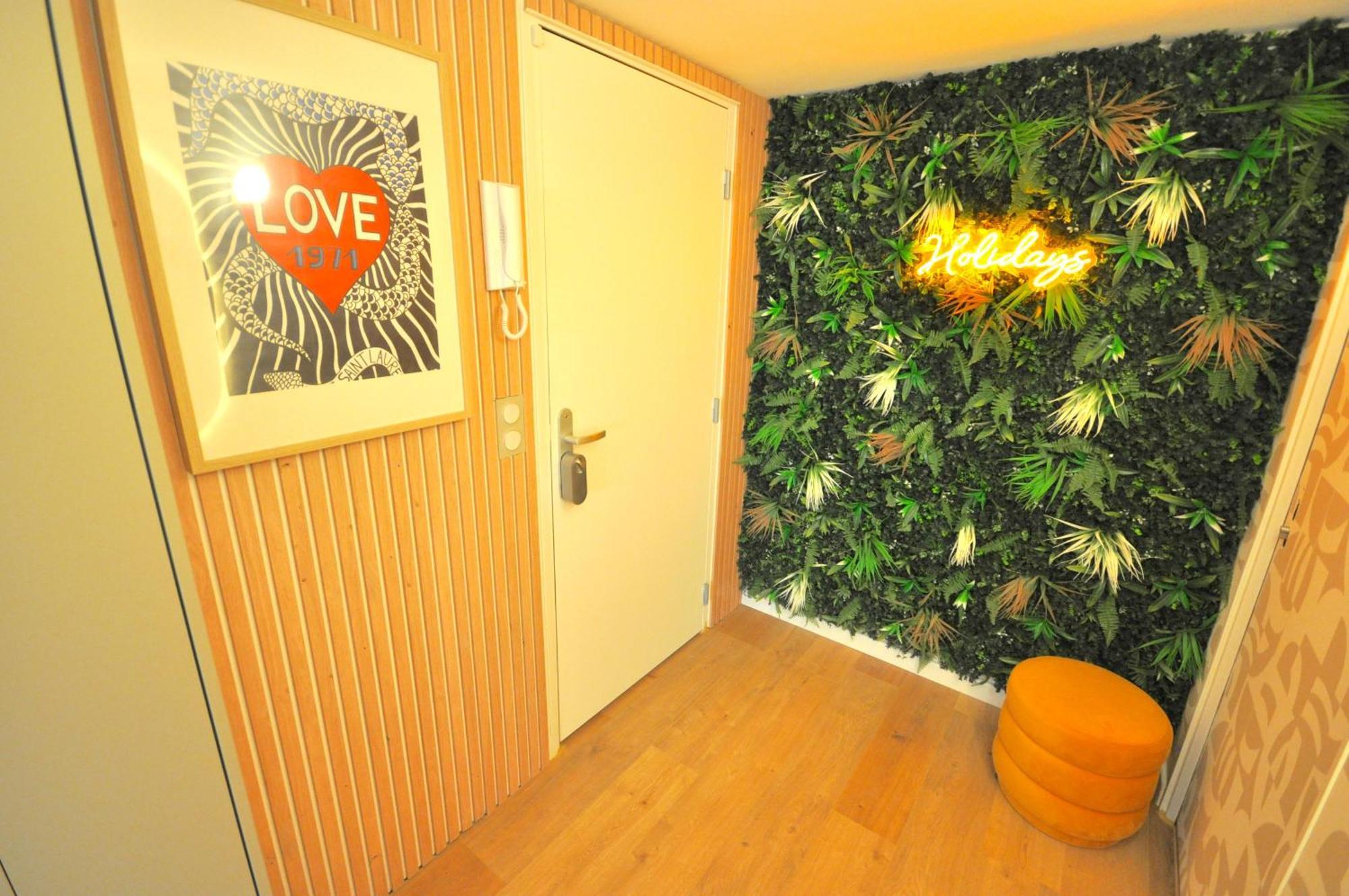 Monaco # Menton - 4 Persons - Hypercenter - Private Parking - Full Renovated - Clim - Fast Wifi - Beach And Sun Buitenkant foto